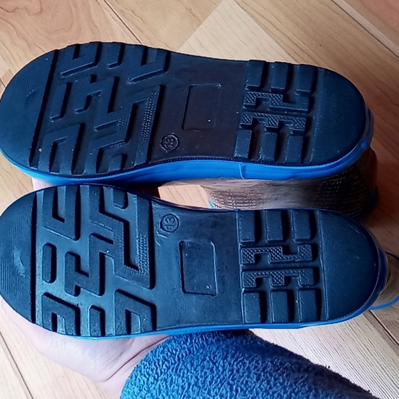 Rare Bart Simpson Kids Rain Boots - Picture 4 of 10